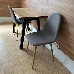https://lions-rooms-n-apartments.vienna-besthotels.com