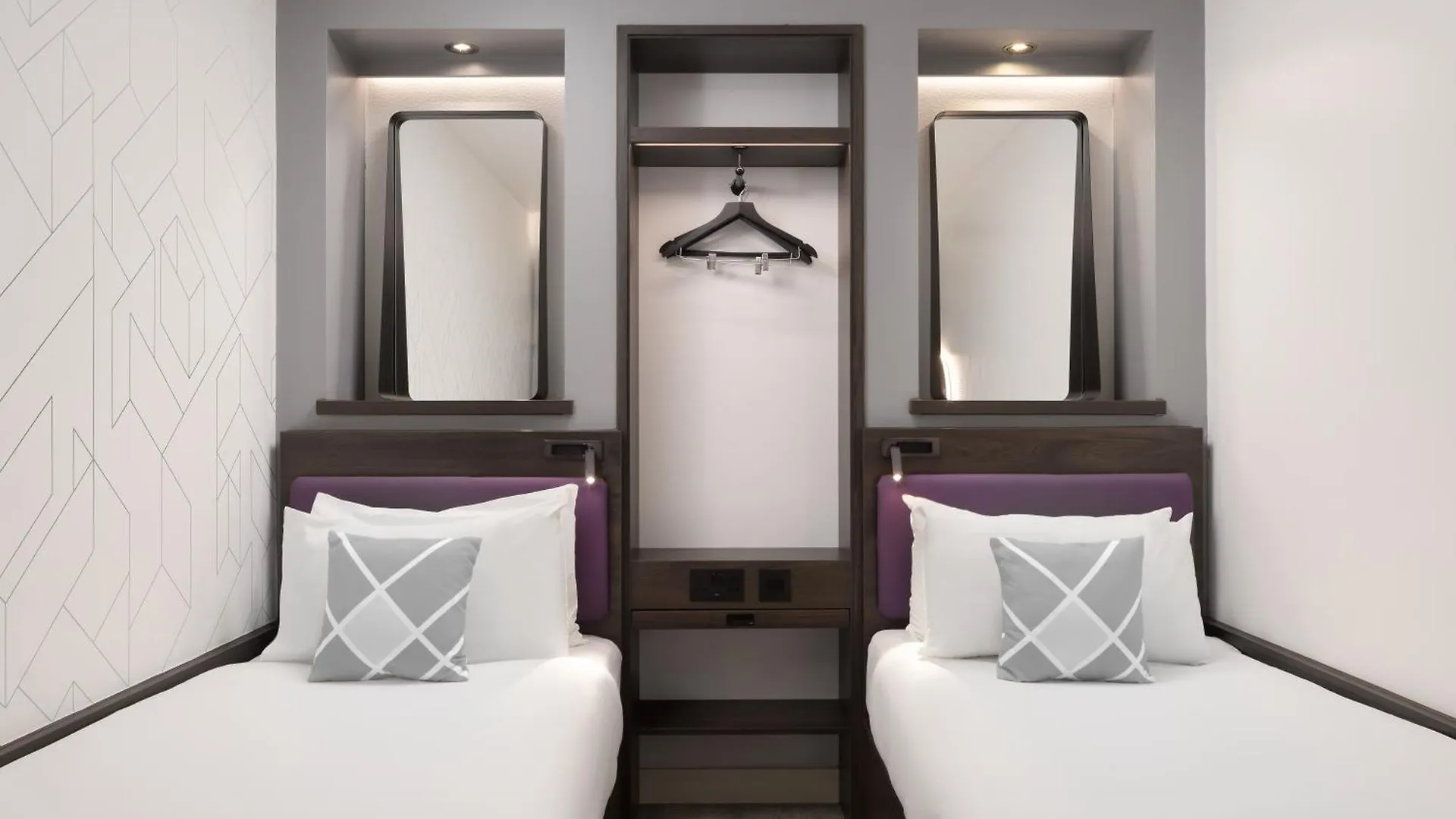 Four Points Flex By Sheraton London Shoreditch East 3*,